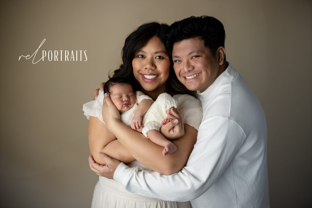 a chicago family at newborn photoshoot
